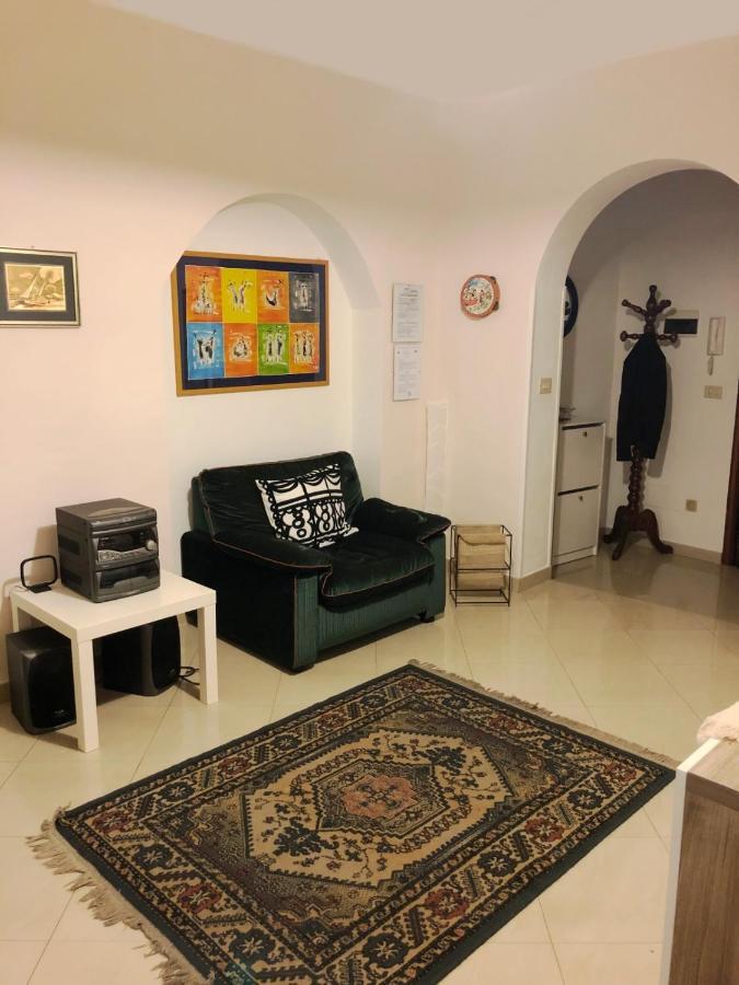 Apartment For 2 In Catania, B&B Le Voci Del Mercato Zewnętrze zdjęcie
